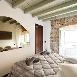 Gasthof La Torre House
